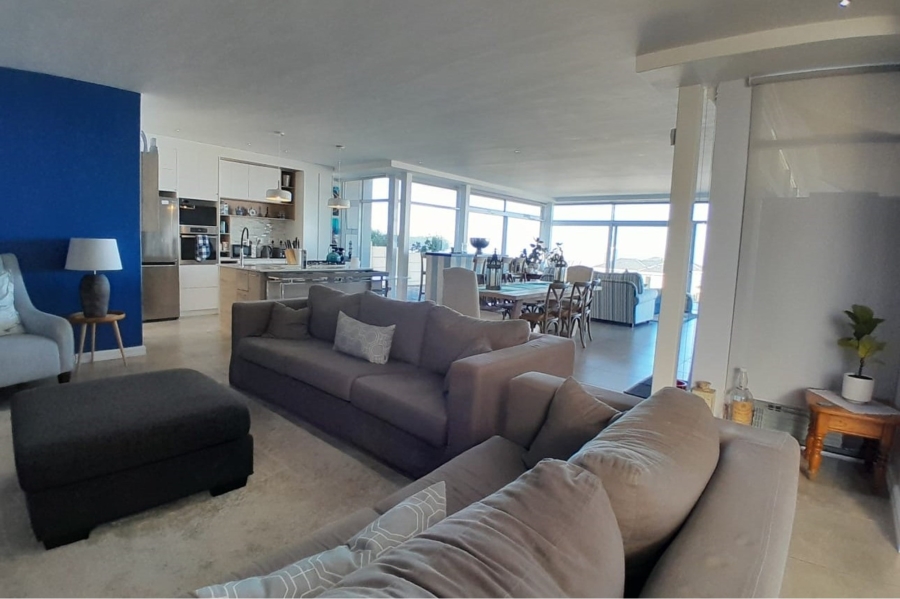 4 Bedroom Property for Sale in Yzerfontein Western Cape